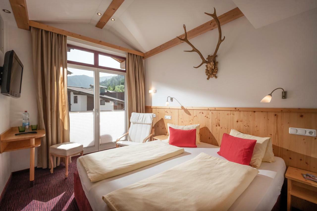 Alpenrose Hotel-Garni Gerlos Ngoại thất bức ảnh